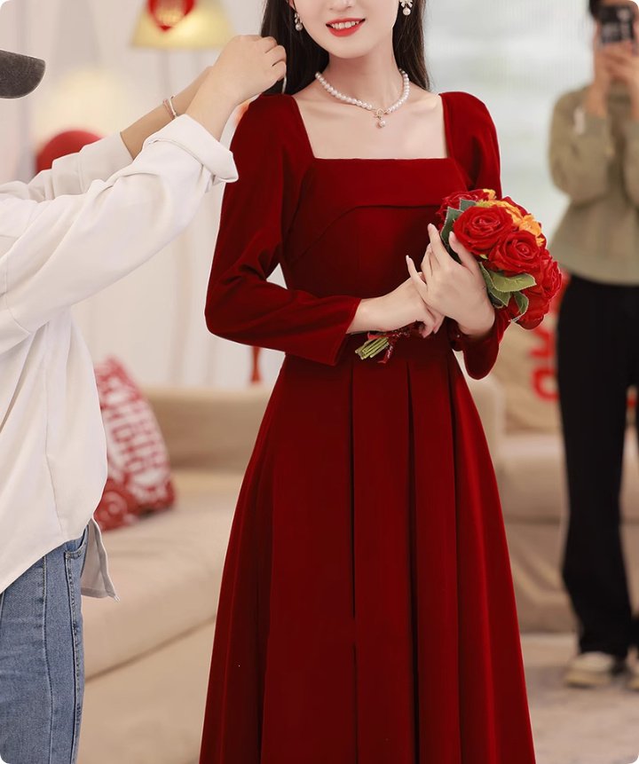 Velvet Toast Dress Simple And Elegant Long Sleeve Engagement Dress - Image 3