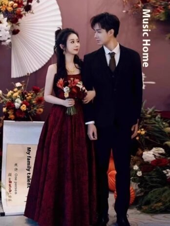 High End Light Luxury Niche Wine Red French Evening Gown