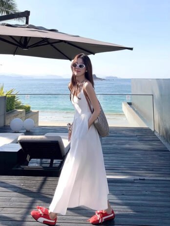 Korean Gentle Waist Trimming Spaghetti Straps Vacation Style Sweet Slimming Dress